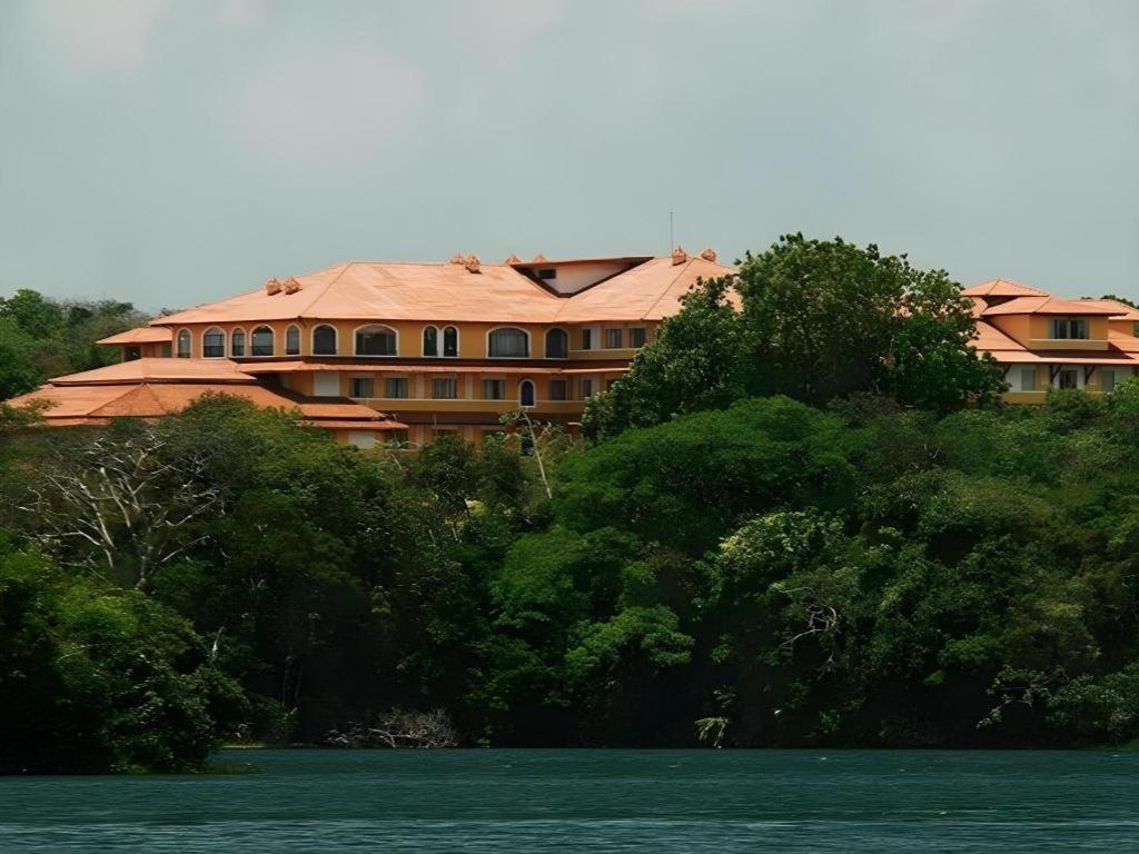 Hotel Melia Panama Canal Colon Exterior foto